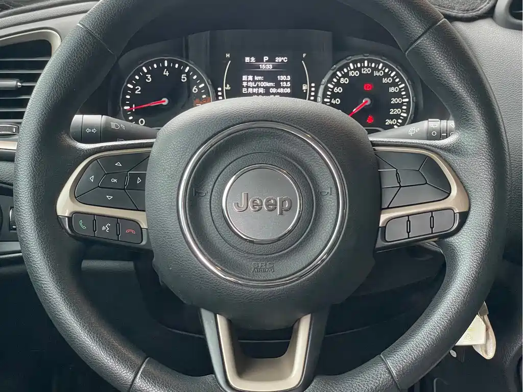 Jeep Renegade — миниатюра 3