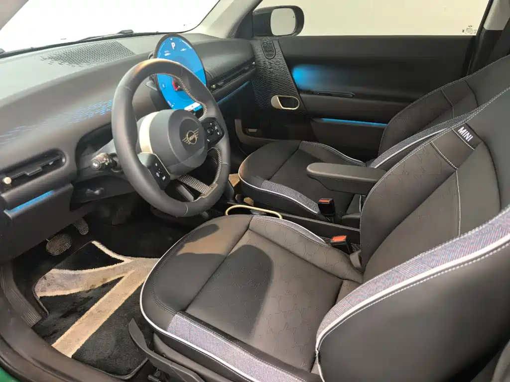 MINI MINI COOPER EV — миниатюра 9