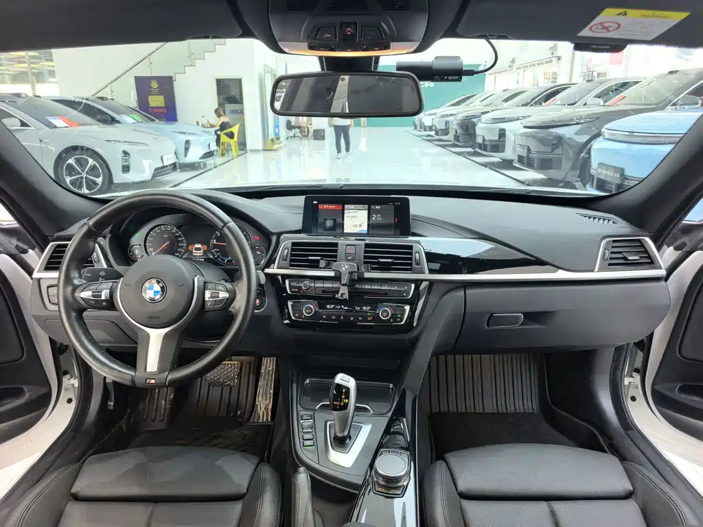 BMW 3 Series GT — миниатюра 7