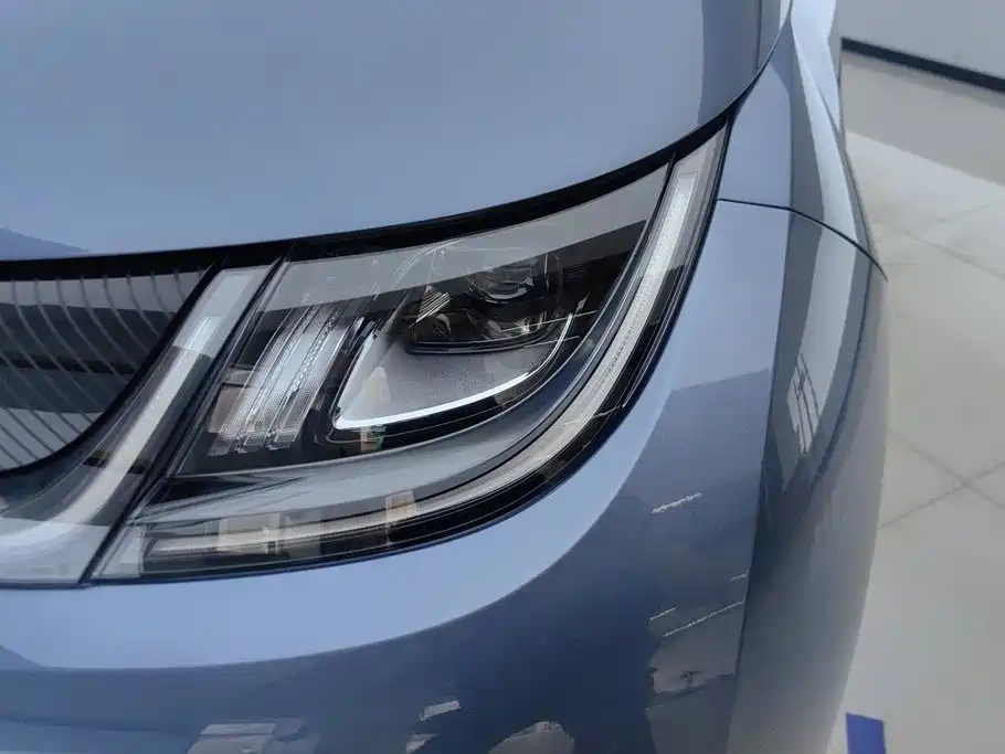 BYD Dolphin — миниатюра 5