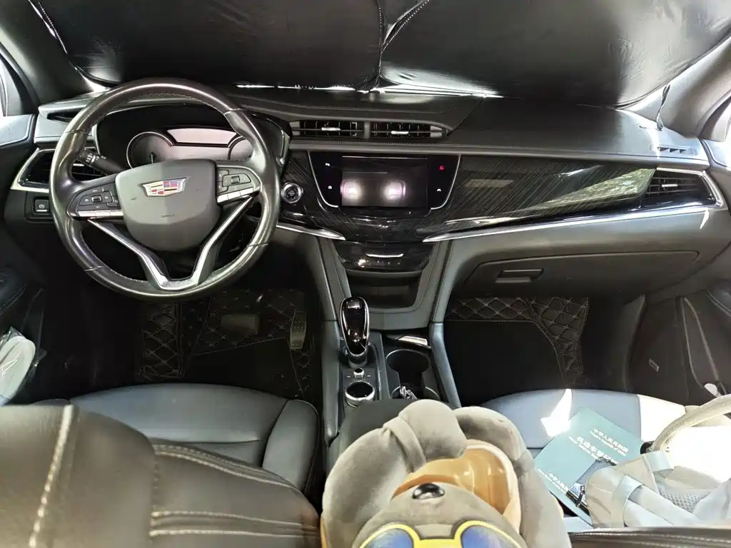 Cadillac XT6 — миниатюра 10