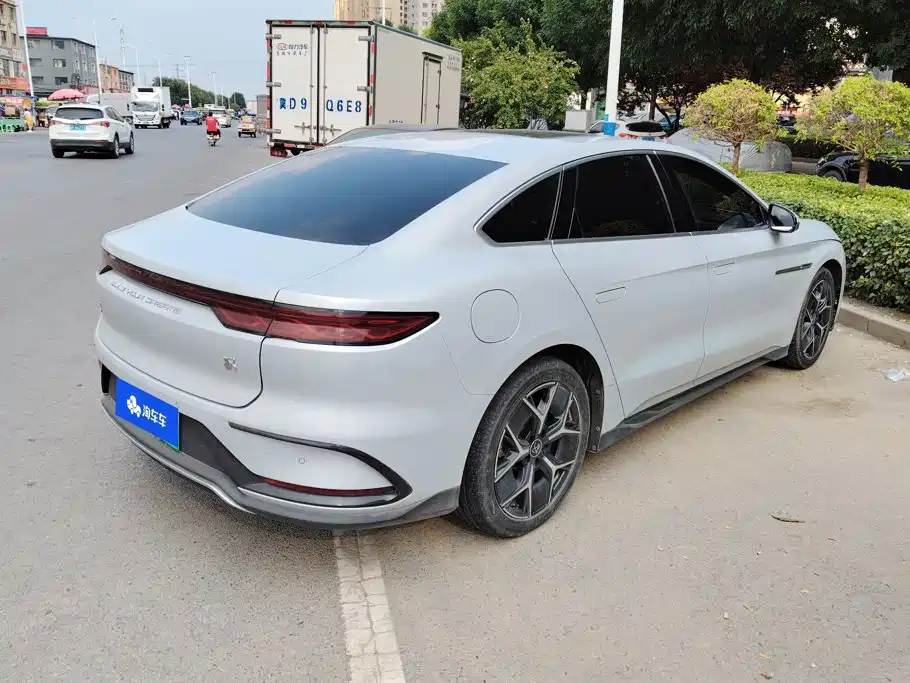 BYD Han — миниатюра 3