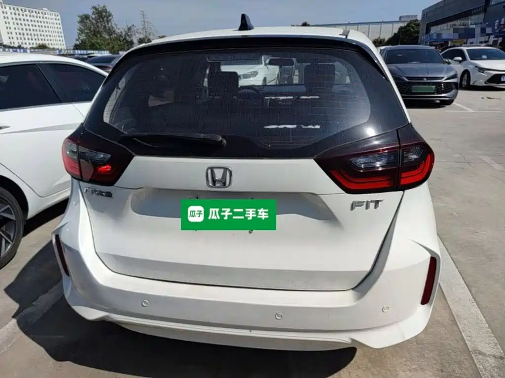 Honda Fit — миниатюра 6