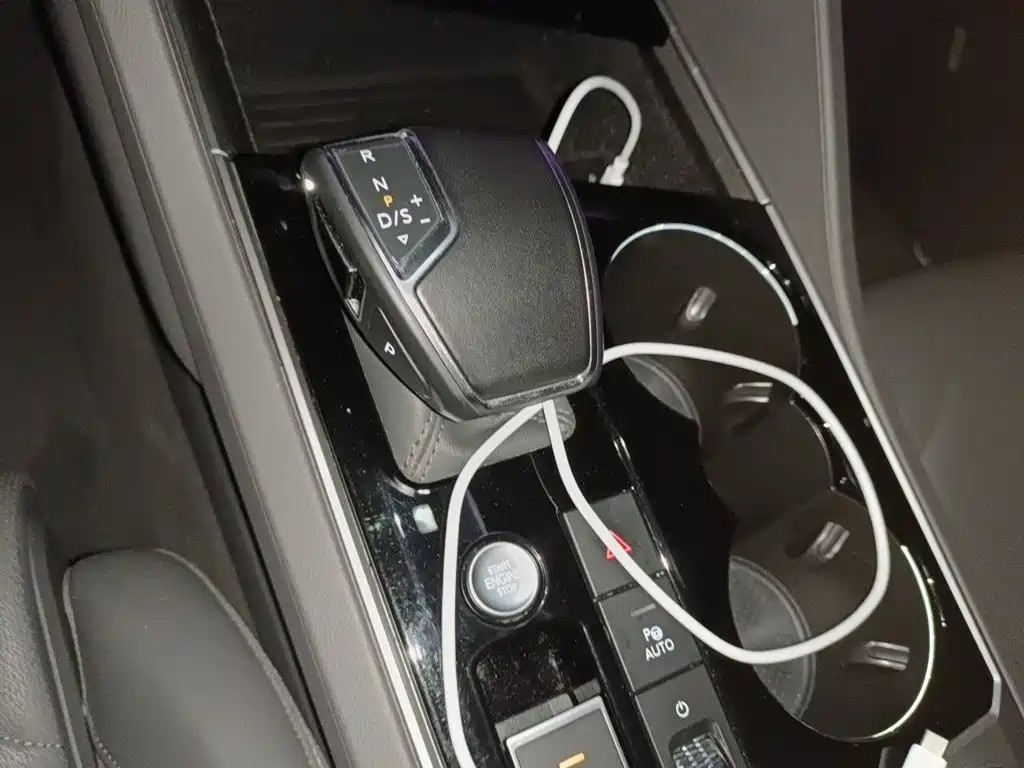 Volkswagen Touareg — миниатюра 15