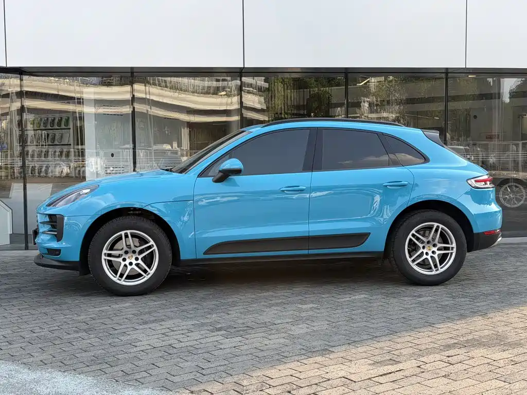 Porsche Macan — миниатюра 12