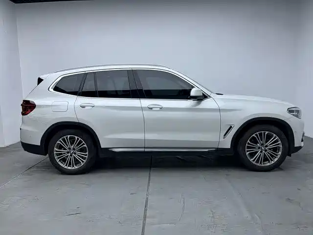 BMW X3 — миниатюра 7