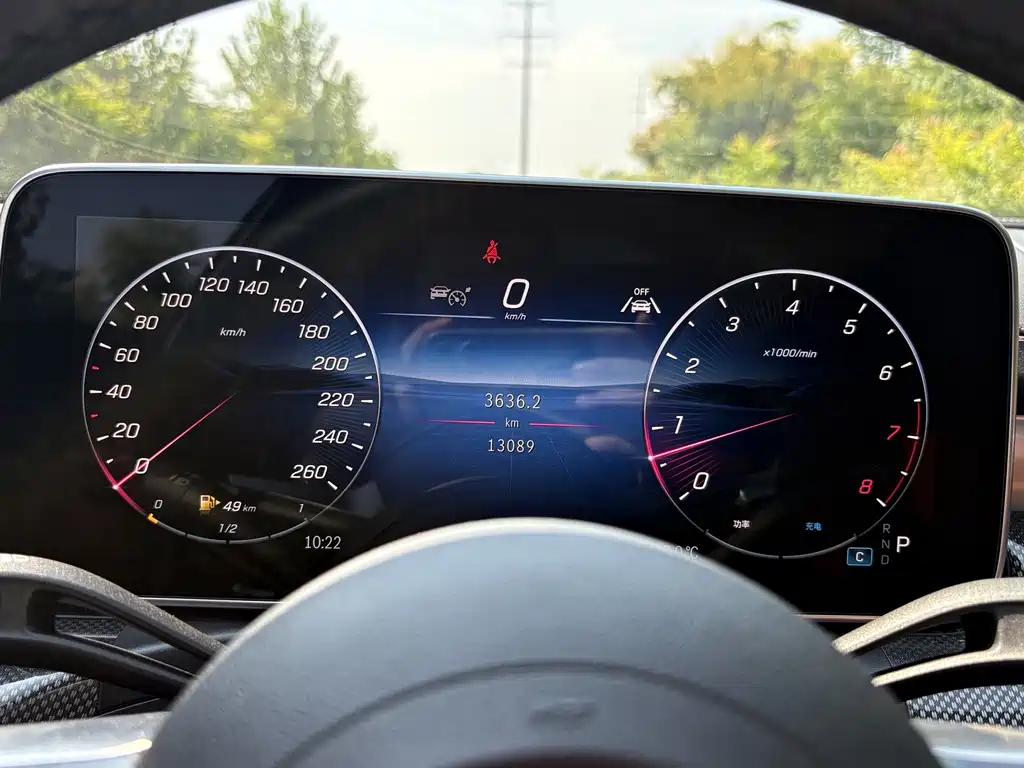 Mercedes-Benz C-Class — миниатюра 11
