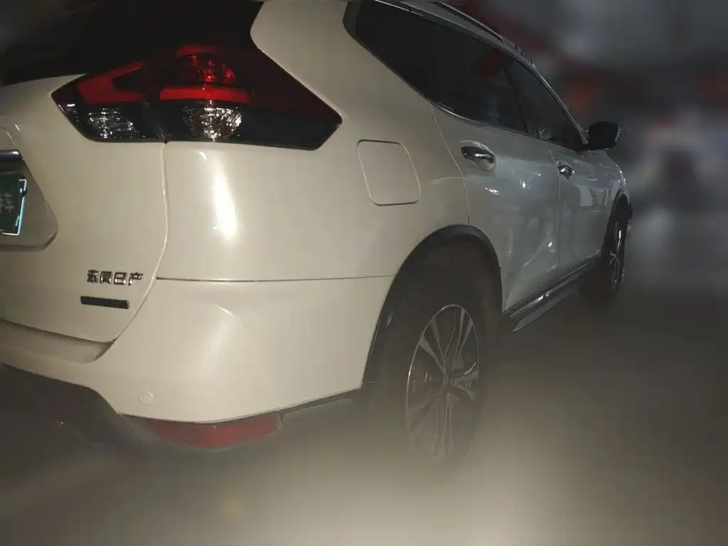 Nissan X-Trail — миниатюра 4
