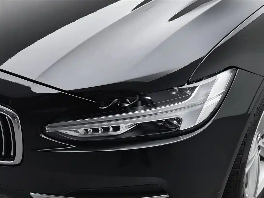 Volvo S90 2019 T5
