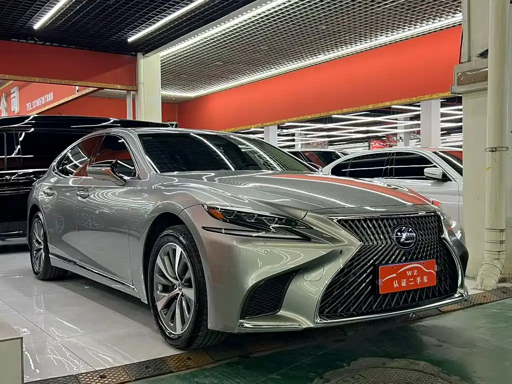 Lexus LS — миниатюра 3