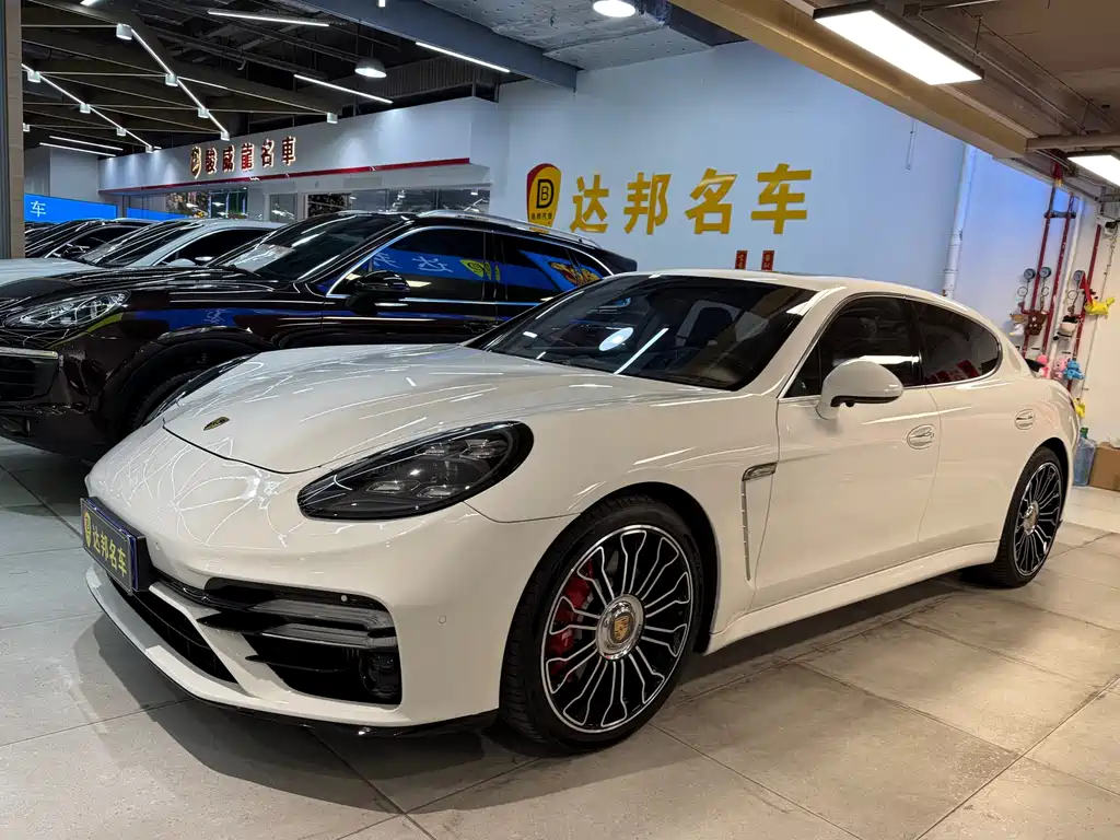 Porsche Panamera 2010 Panamera Turbo 4.8T