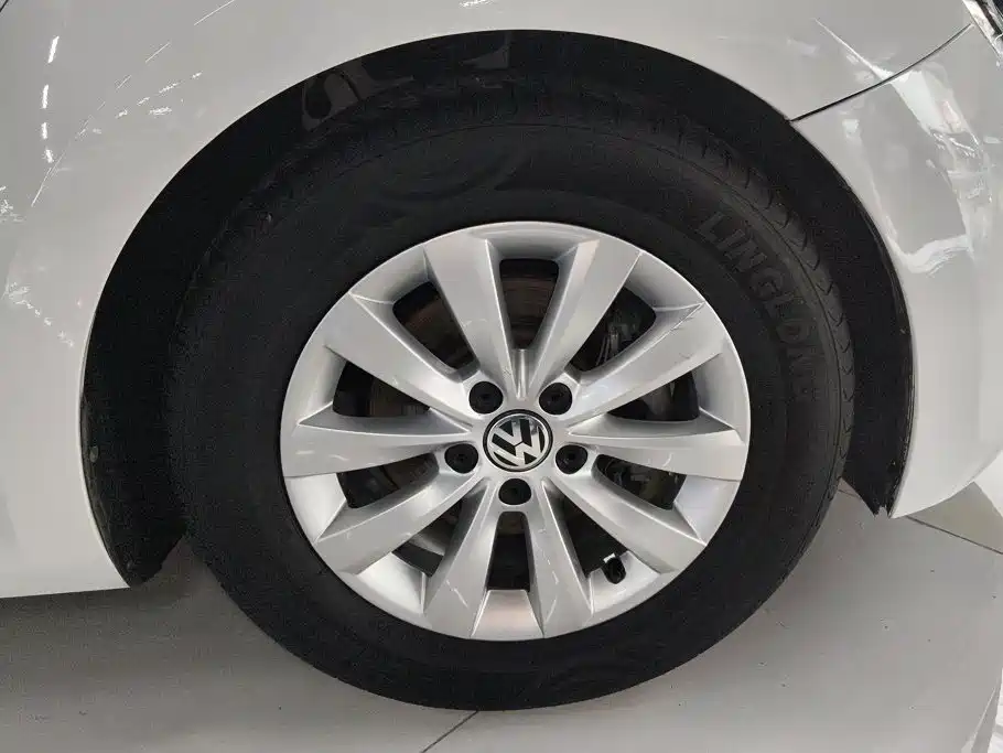 Volkswagen Beetle — миниатюра 6