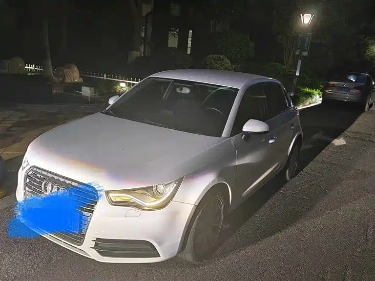 Купить Audi A1