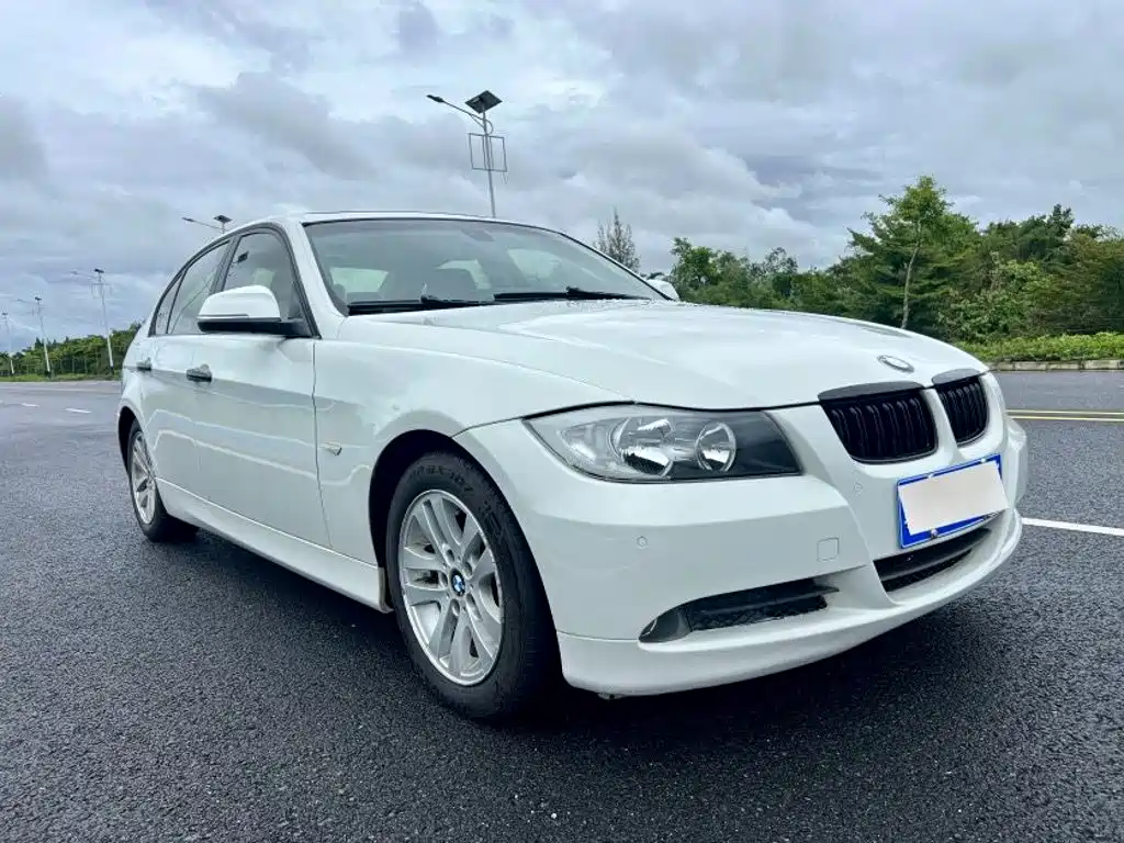 BMW 3 Series — миниатюра 3