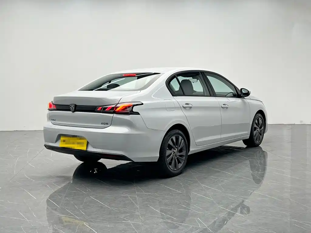 Peugeot 408 — миниатюра 6