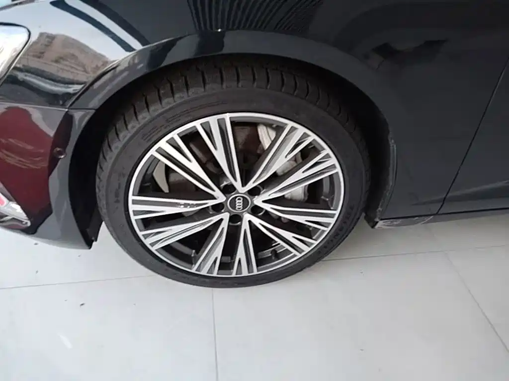 Audi A6L — миниатюра 23