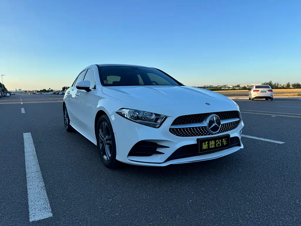 Mercedes-Benz A-Class A 2022 A 180 L Sport