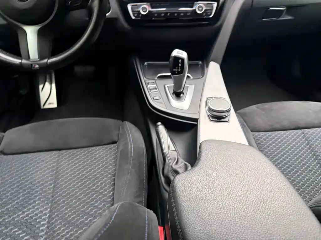 BMW 4 Series - фото 13