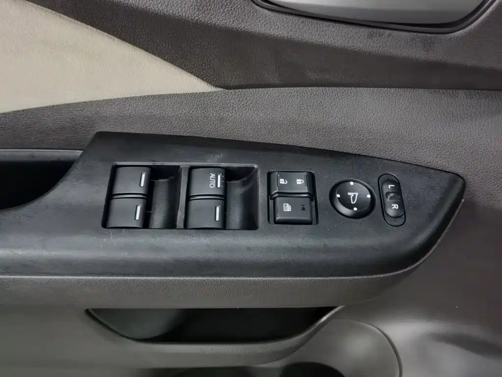 Honda CR-V — миниатюра 9