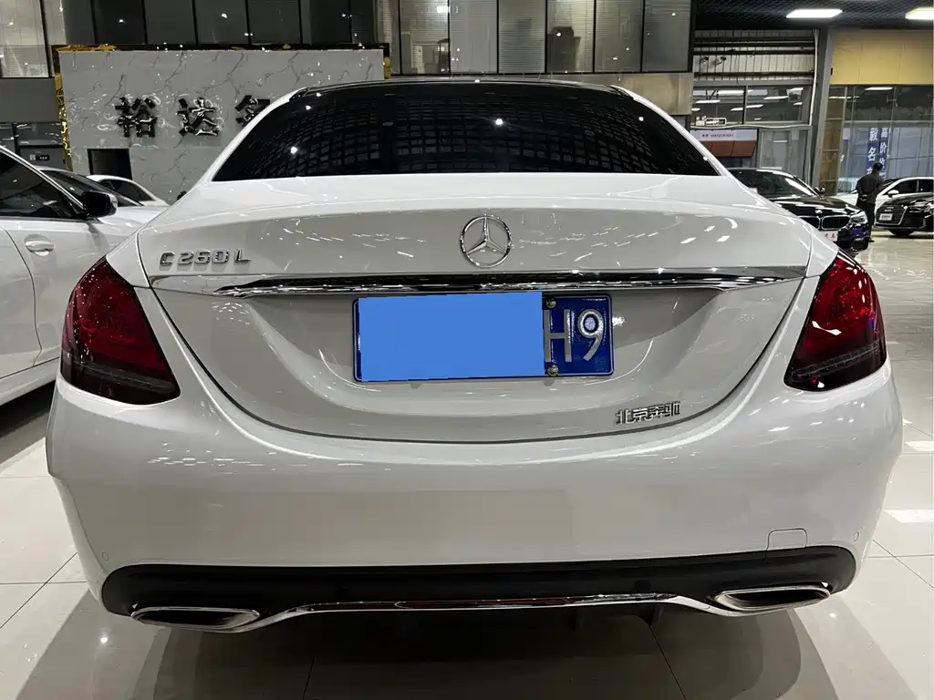 MERCEDES-BENZ C CLASS