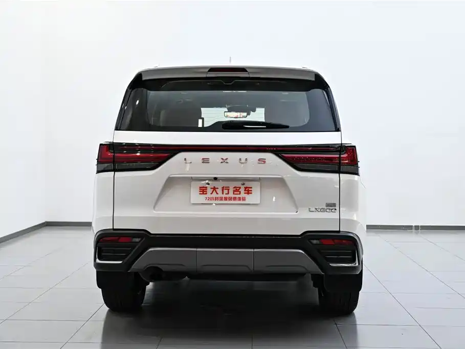 Lexus LX 2022 600