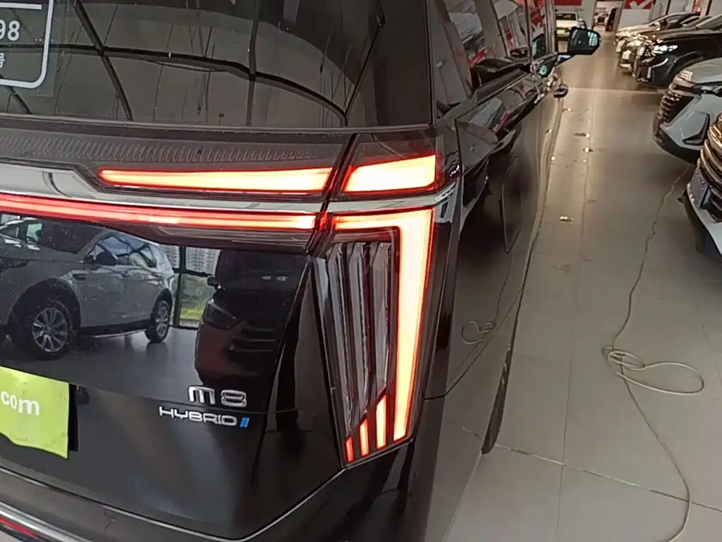 GAC M8