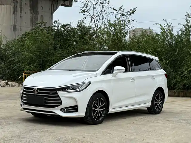BYD SONG MAX 2017