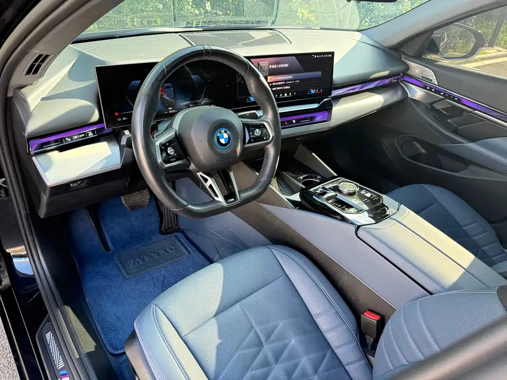 BMW i5 — миниатюра 8
