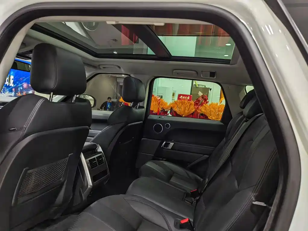 Land Rover Sport — миниатюра 9
