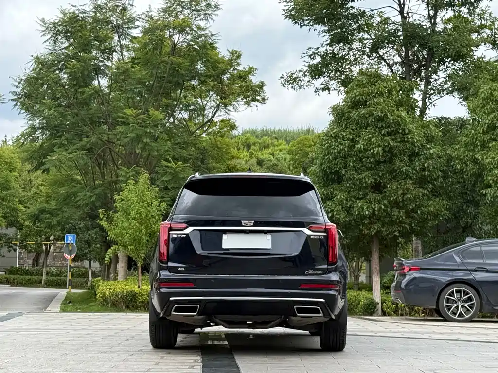Cadillac XT6 — миниатюра 8