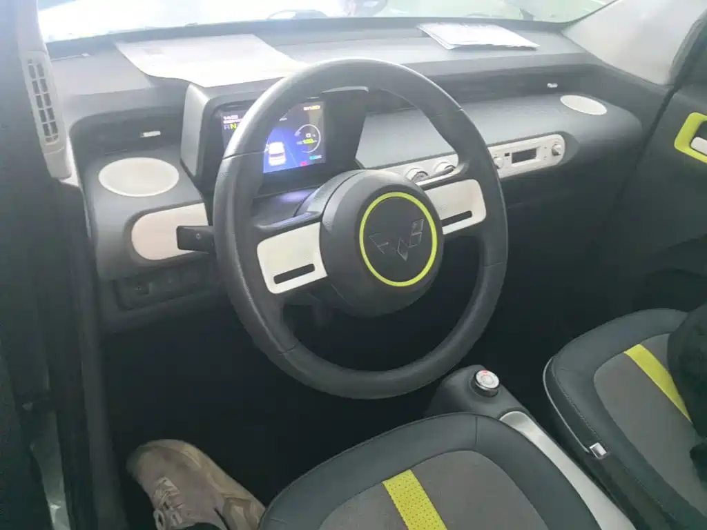 Wuling MINIEV — миниатюра 10