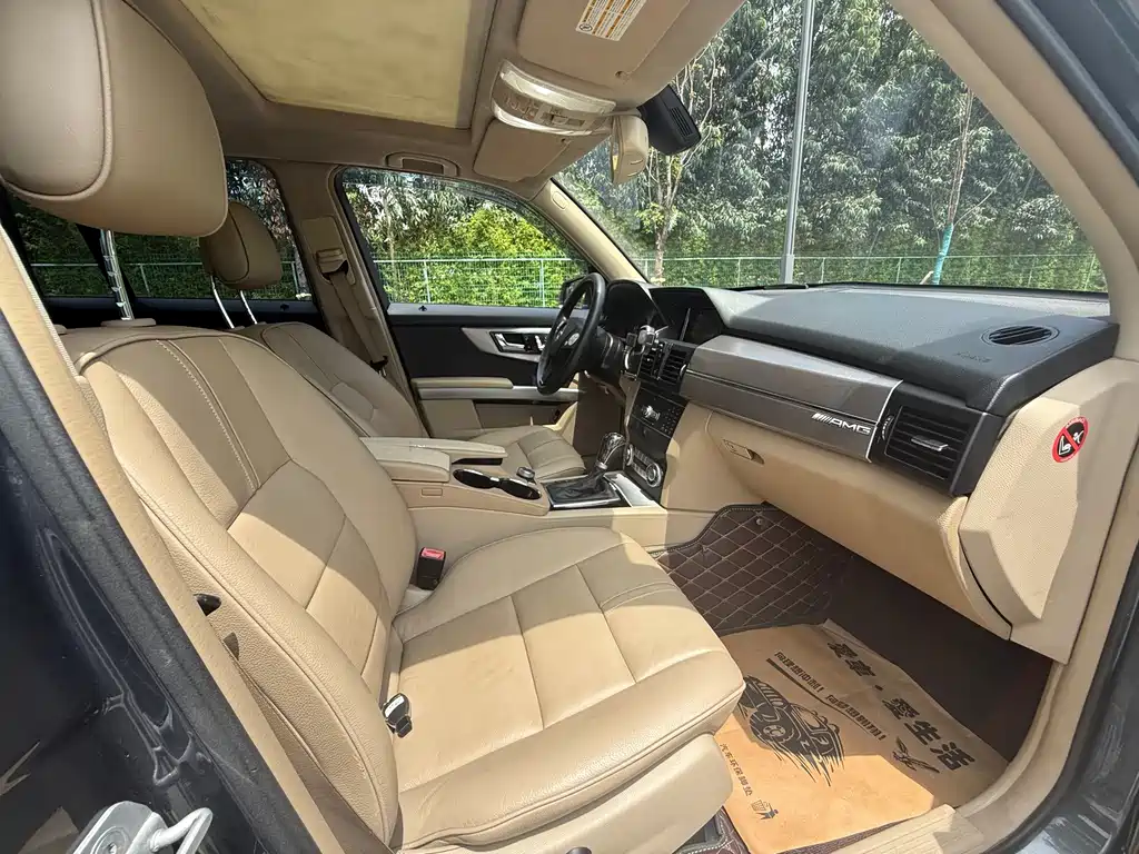 Mercedes-Benz GLK-Class (Import) — миниатюра 18