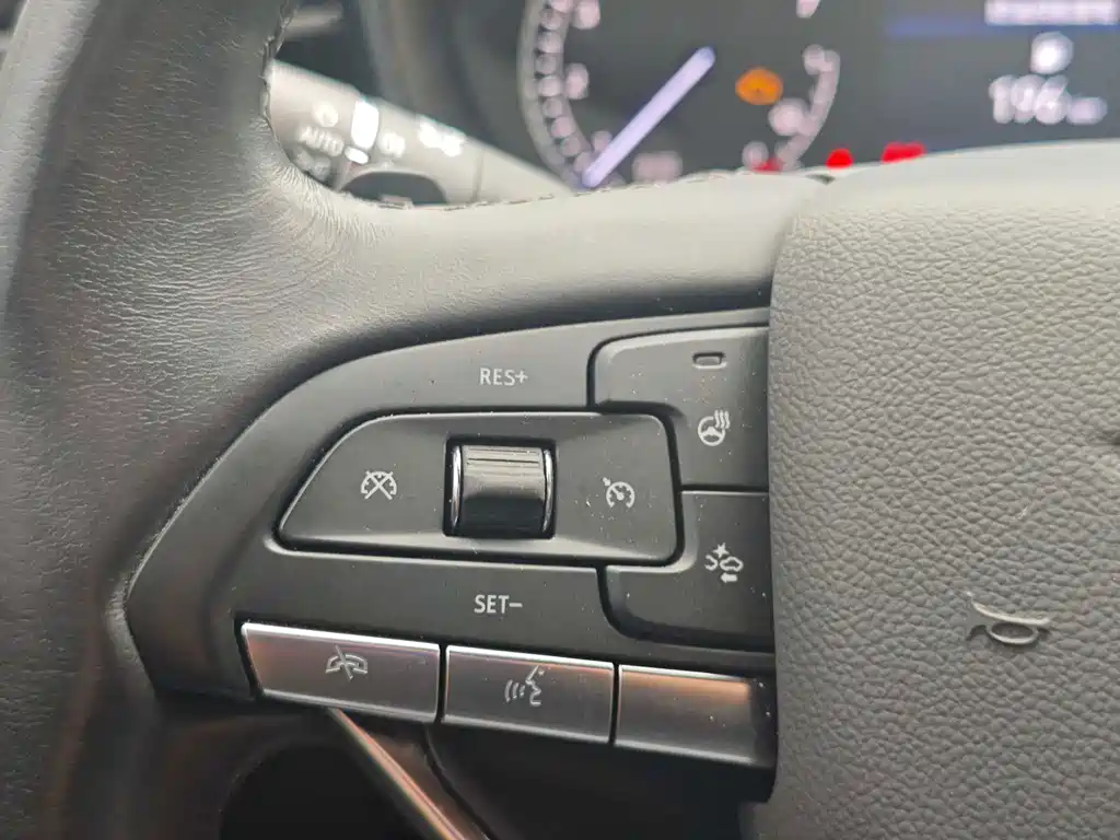 Cadillac XT6 — миниатюра 12