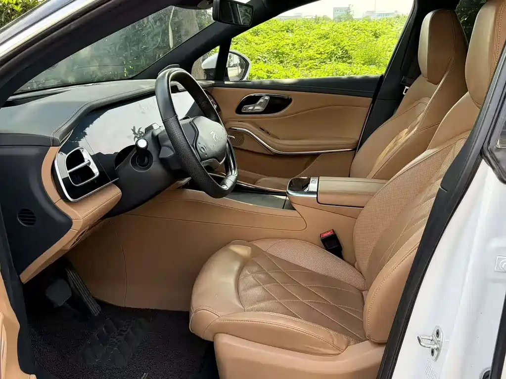 Rising Auto R7