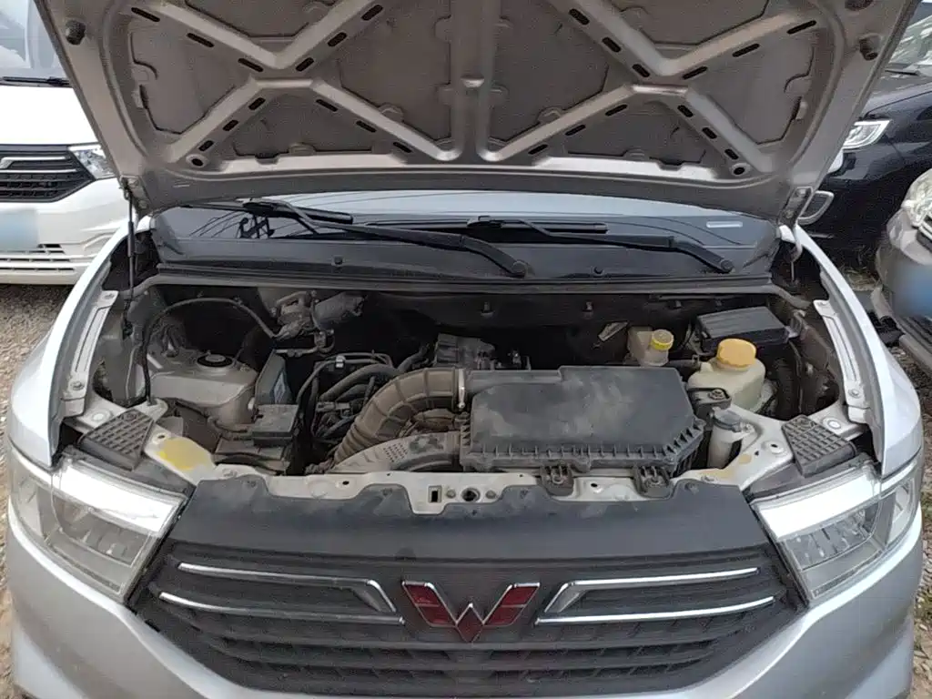 Wuling Hongguang V — миниатюра 20