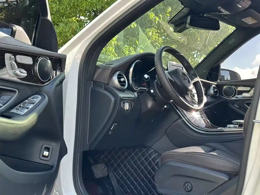 Mercedes-Benz GLC 2019 GLC 260 L 4MATIC Luxury