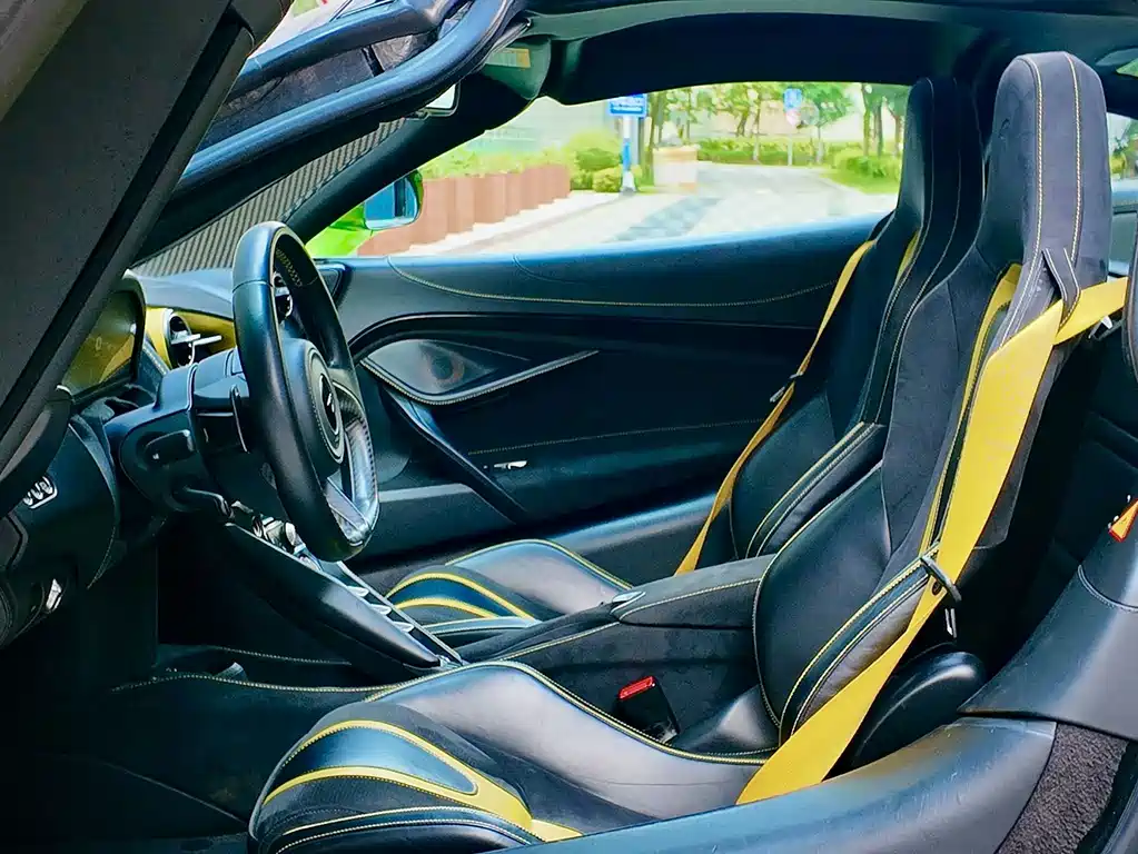 McLaren 720S — миниатюра 9