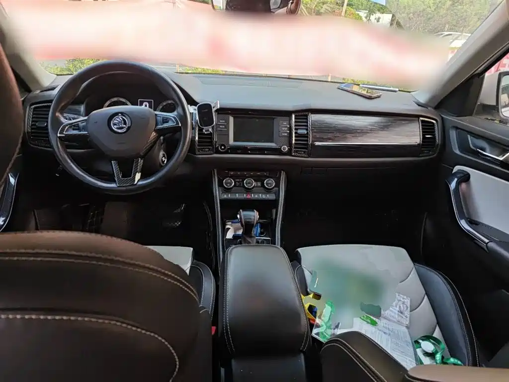 Skoda Kodiaq 2017 TSI330 7 мест Luxury