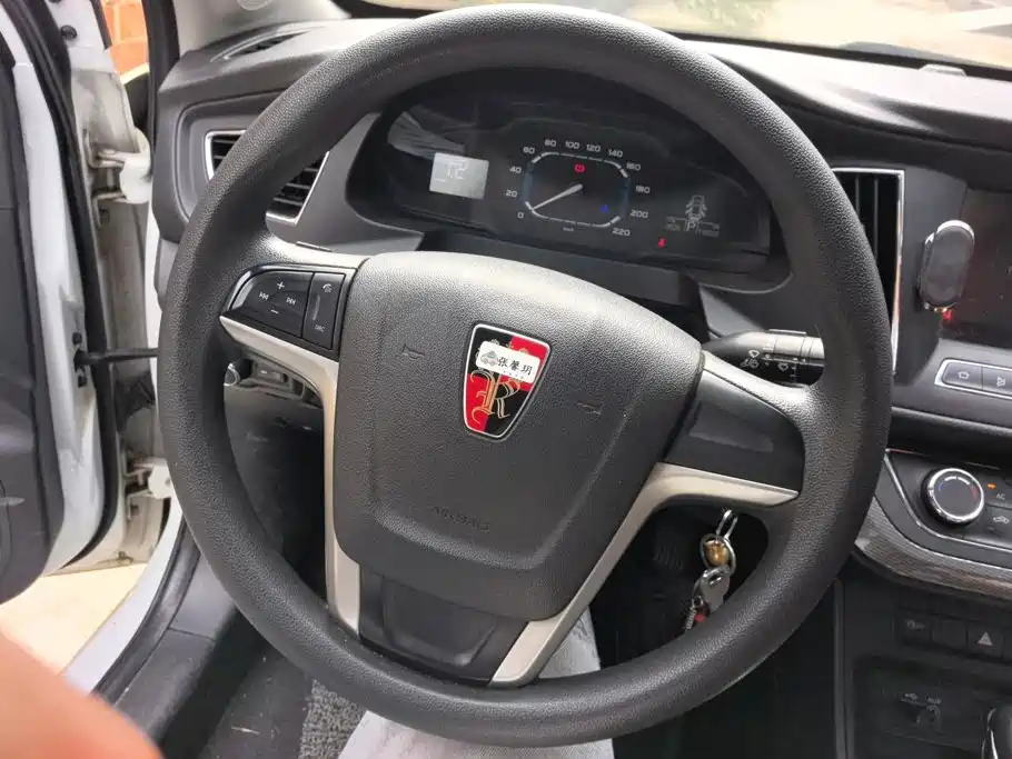 Roewe 360 — миниатюра 15