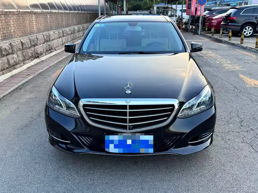 Mercedes-Benz E-Class — миниатюра 2