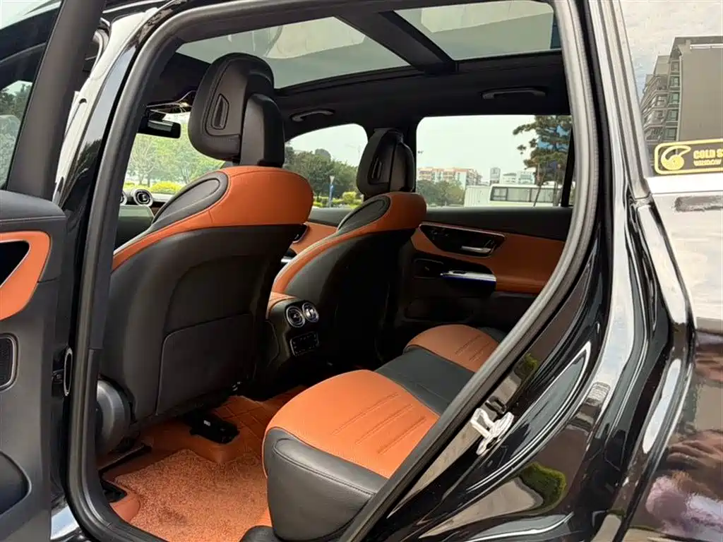Mercedes-Benz GLC 2024 GLC 300 L 4MATIC 5 мест