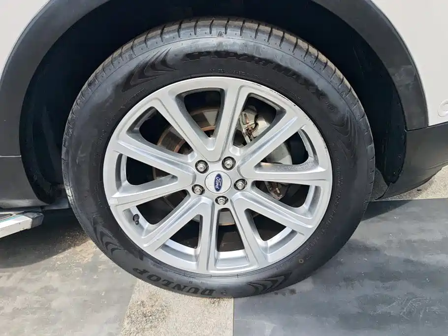 Ford Explorer (Import) — миниатюра 6