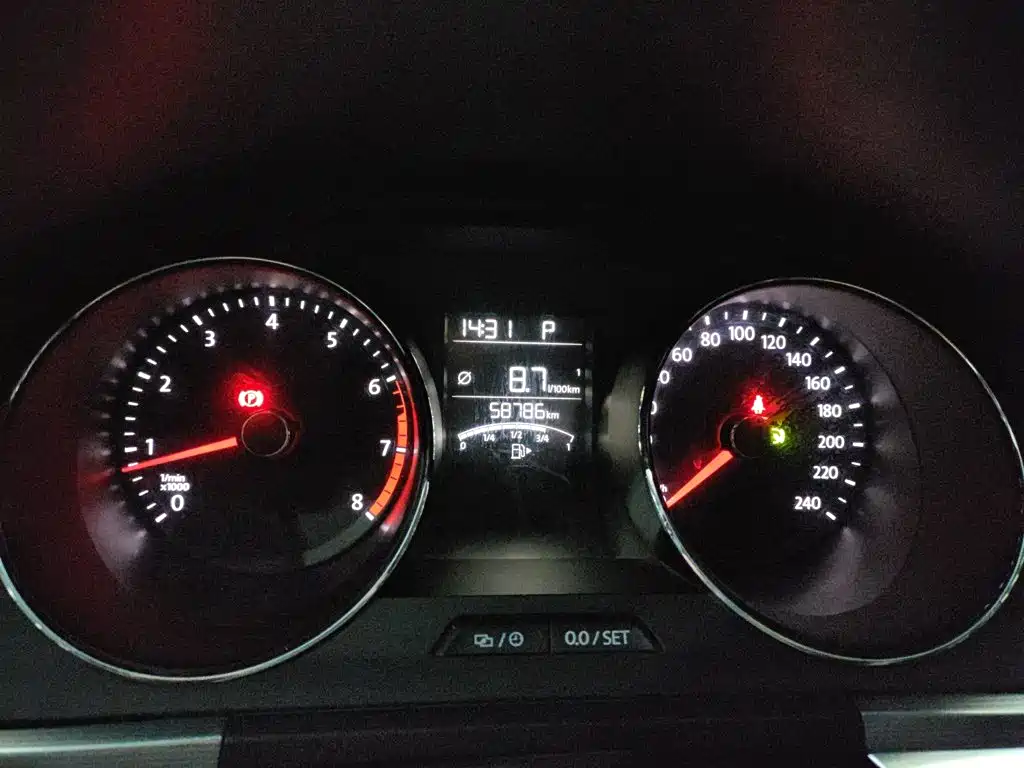 Volkswagen Bora 2019 1.5L AT Fashion VI
