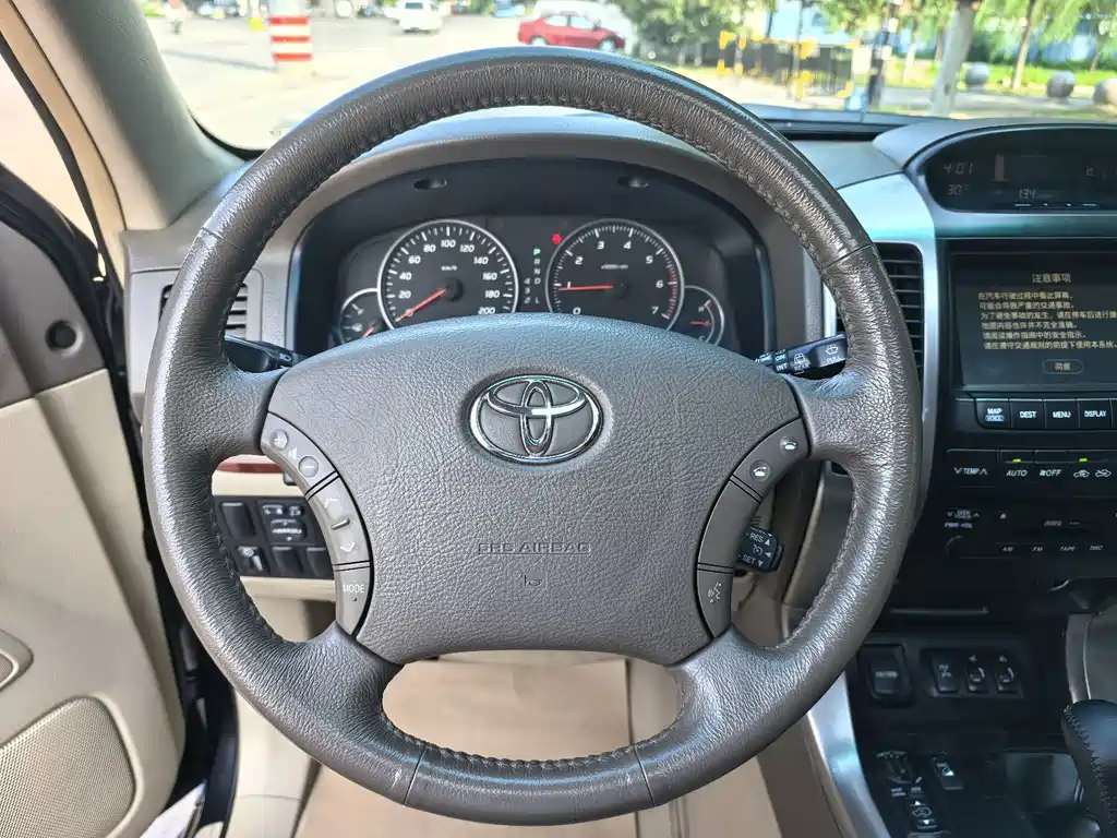 Toyota Prado — миниатюра 20