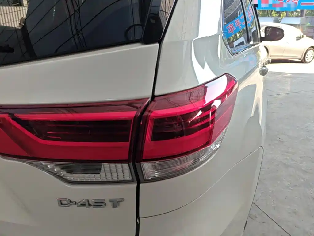 Toyota Highlander — миниатюра 8