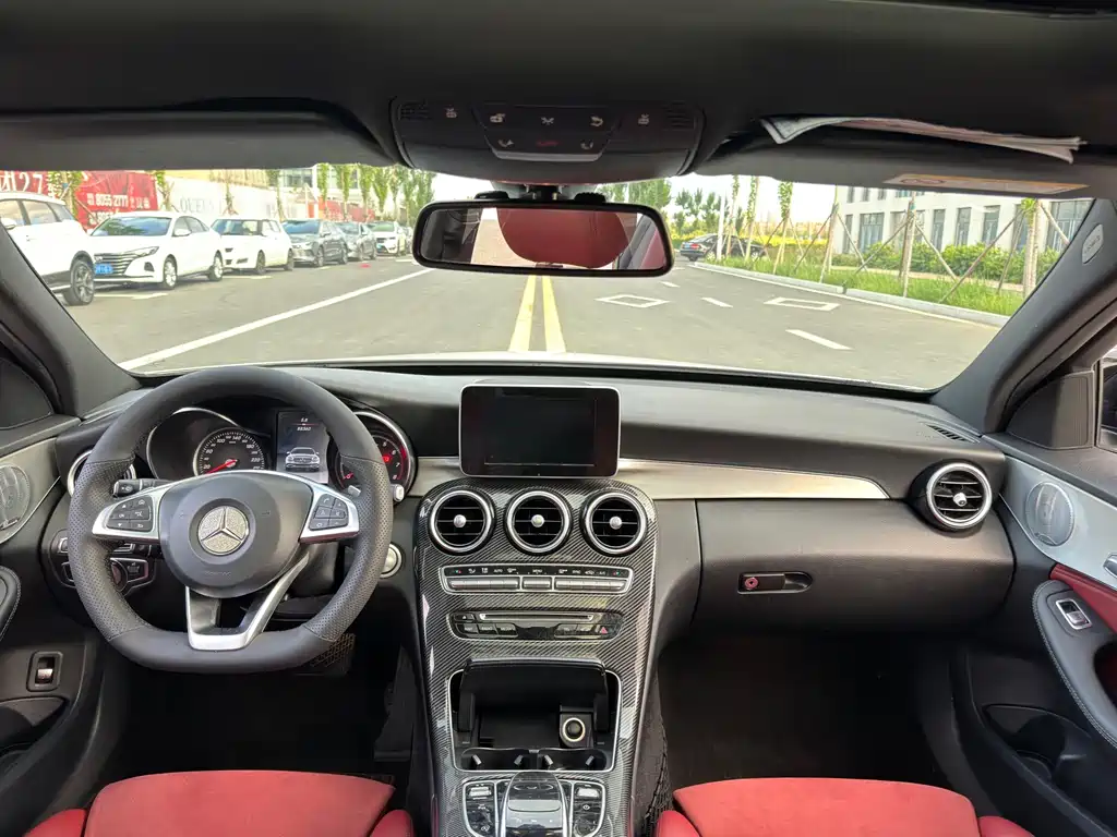 Mercedes-Benz C-Class — миниатюра 6
