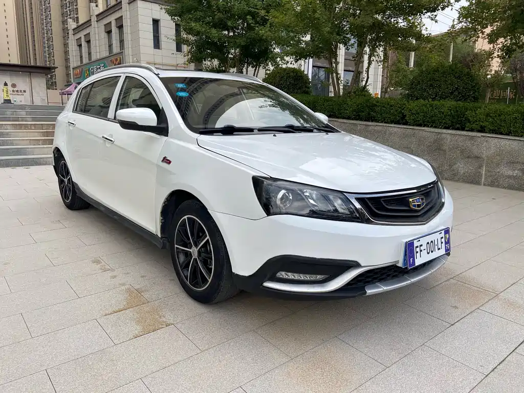 Geely Emgrand — миниатюра 3