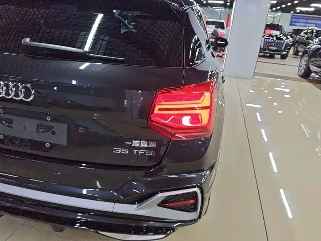 Audi Q2L — миниатюра 8