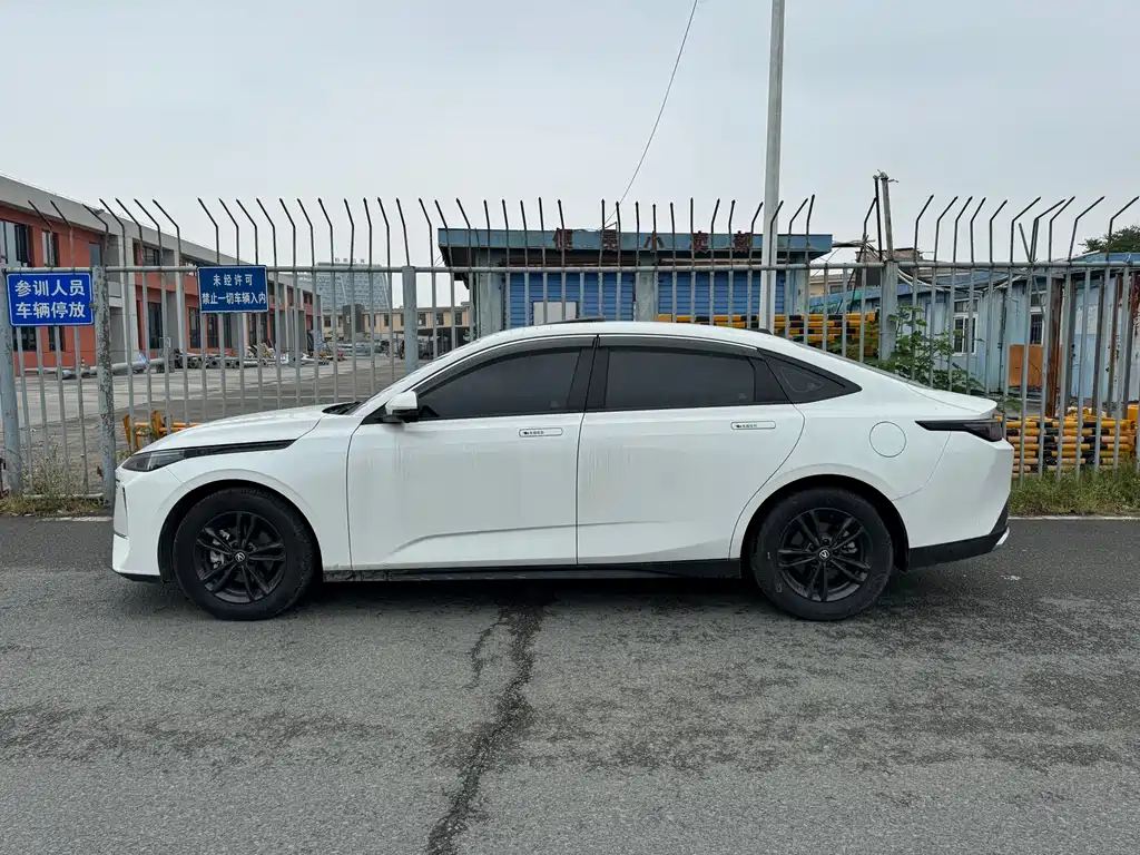 Changan Yida 2023 NE 1.5T GDI DCT Enjoy