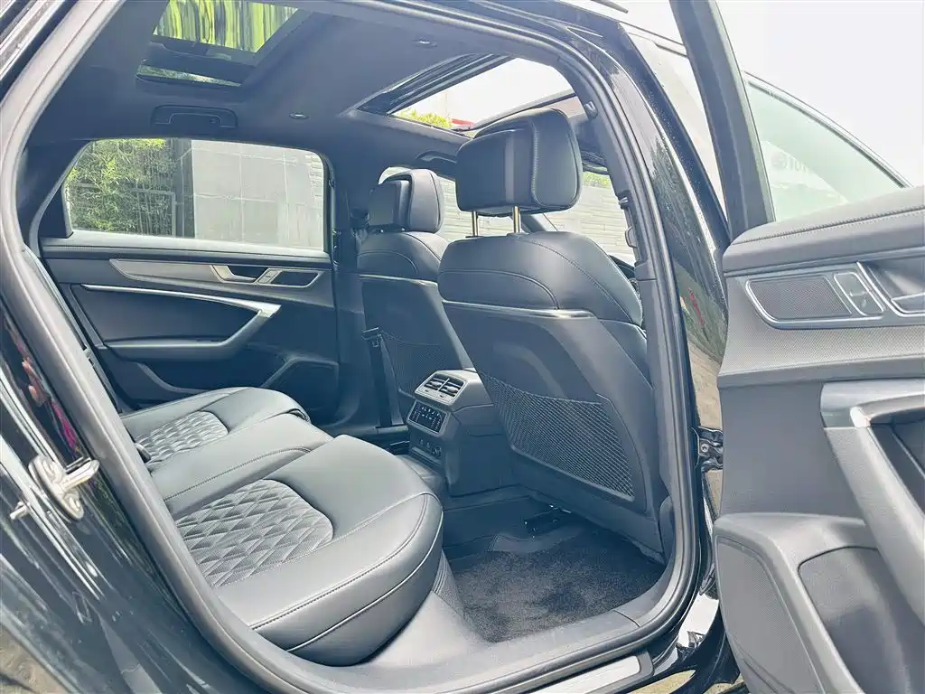 Audi A6L 2025 45 TFSI